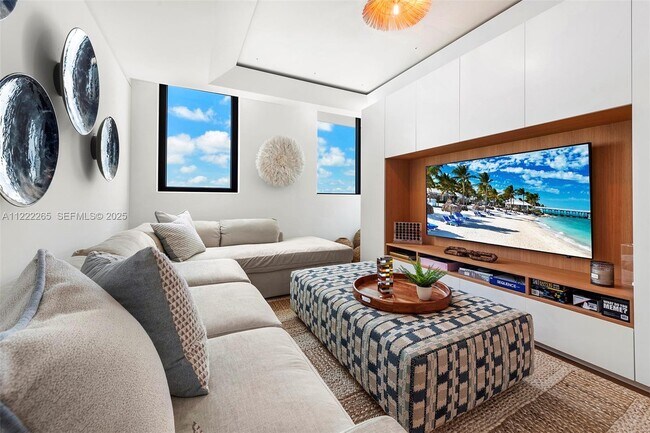 Building Photo - 101 20th St