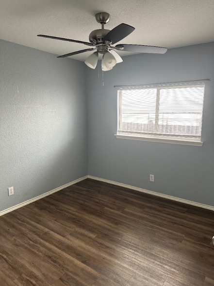 Building Photo - 11458 Coral Canyon