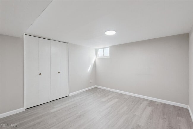 Building Photo - 1707 Wexford Ave