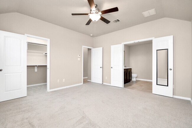 Building Photo - 8139 Heartbrook Field Ln