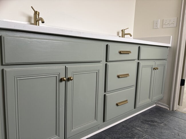 Building Photo - 11601 Hackney Ln