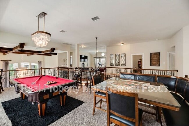 Building Photo - 3625 Funston Dr