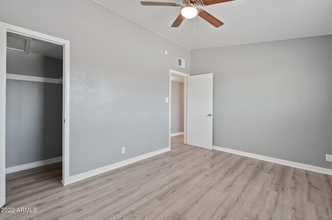 Building Photo - 4409 N 23rd Ave