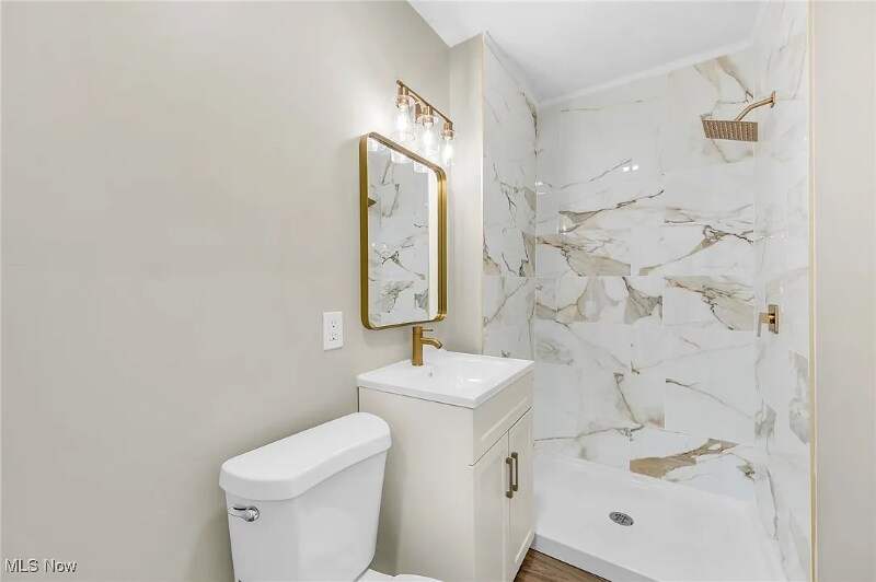 Building Photo - 3211 W 121st St