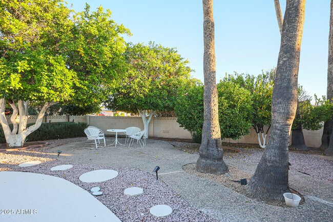 Building Photo - 10832 W Saratoga Cir