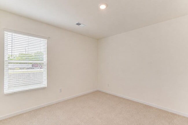 Building Photo - 2101 Saltwater Bnd