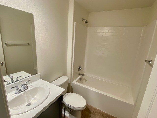 Building Photo - 44159 Le Blanc Ct