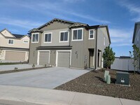 Building Photo - 4523 Highgarden Wy