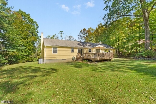 Building Photo - 202 Mt Horeb Rd
