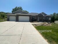 Building Photo - 7555 S 1740 E