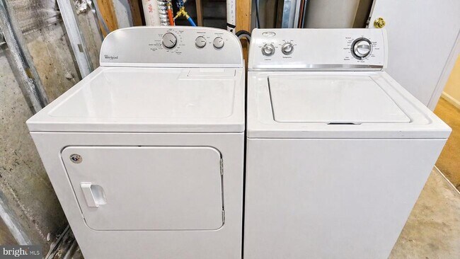 Building Photo - 7416 Kilcreggan Terrace