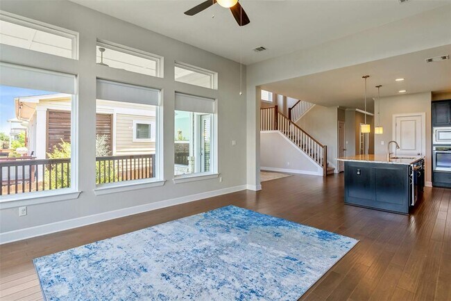 Building Photo - 283 Dayridge Dr