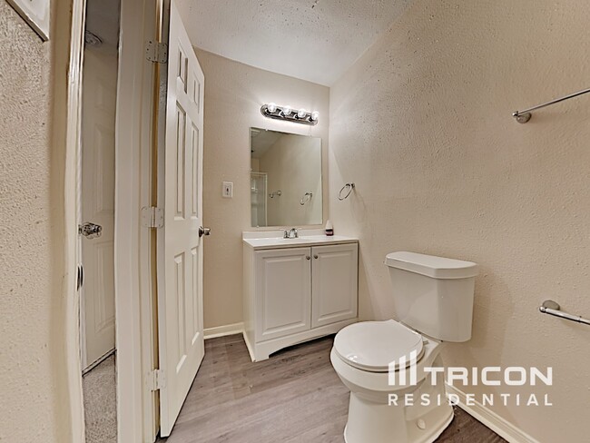 Building Photo - 21114 Southern Colony Ct