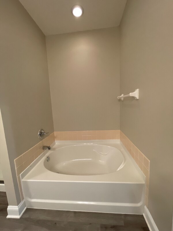Building Photo - 4090 Hanover Square Pl