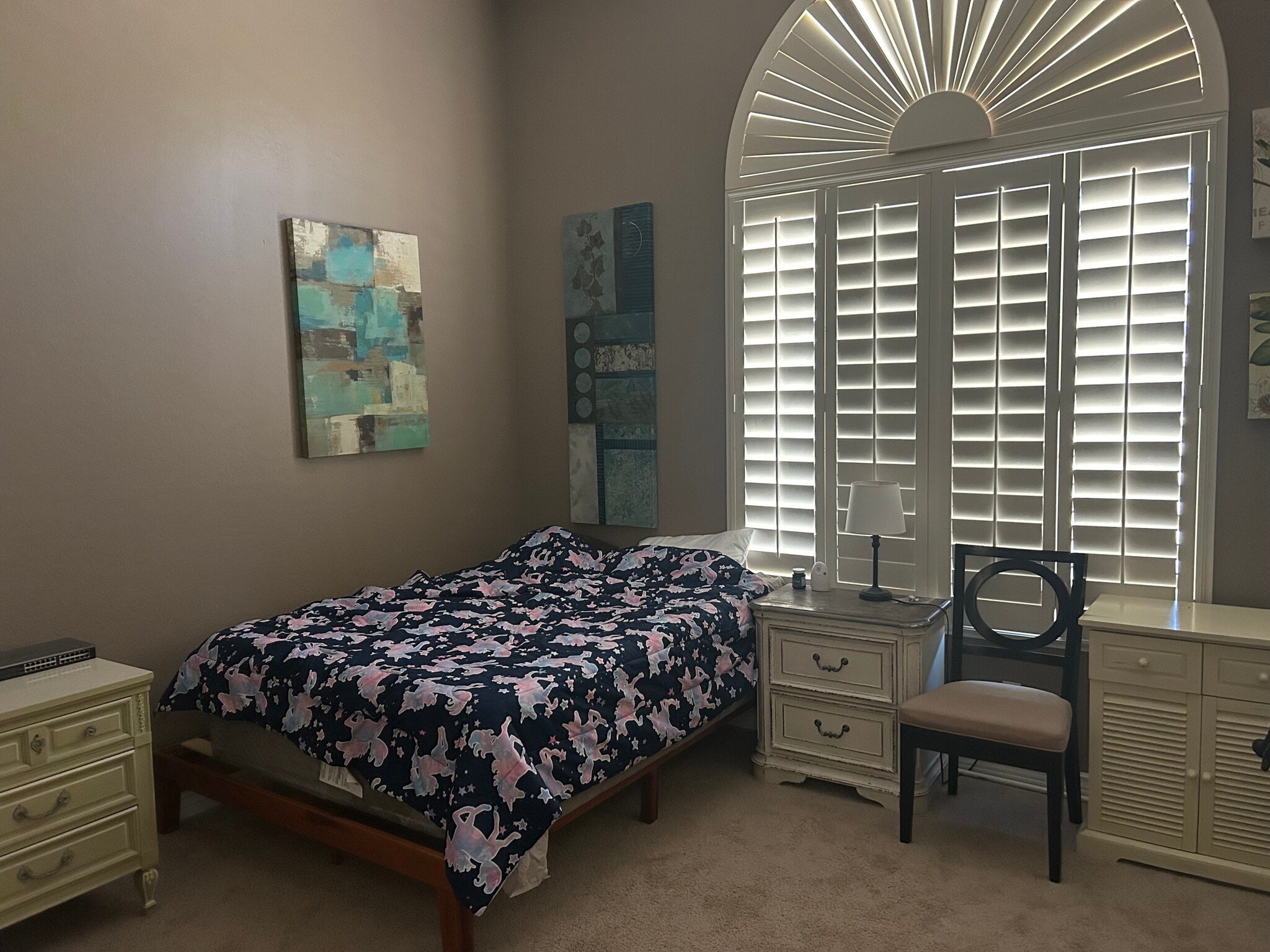 N. Bedroom - Views of Mtns - 11511 E Caribbean Ln