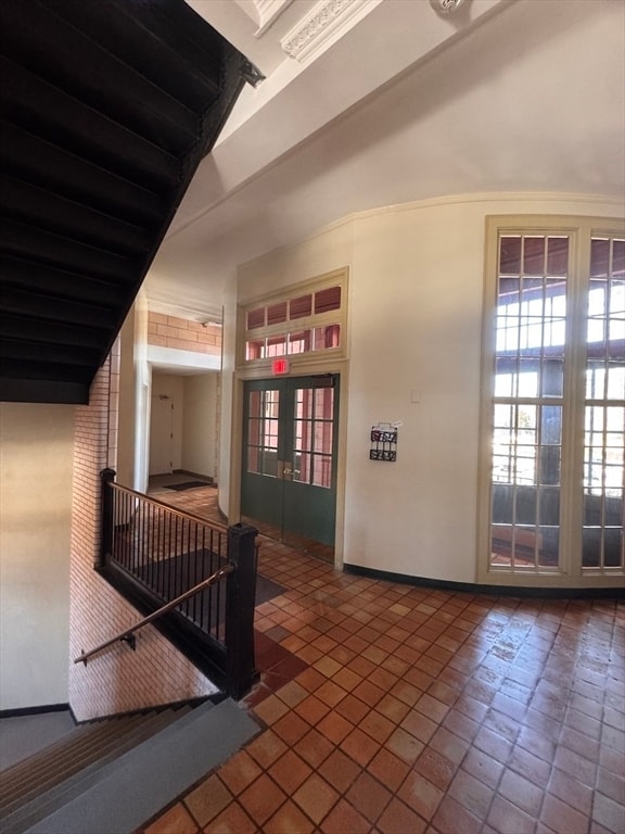 Building Photo - 48 Forest St