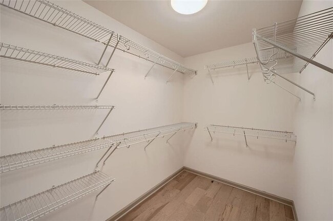 Building Photo - 1882 Weston Ln