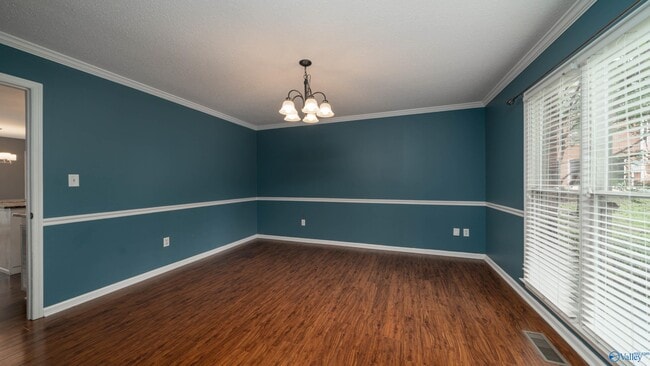 Building Photo - 221 Stone Valley Dr