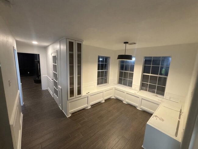 Building Photo - 5910 Bent Tree Ct