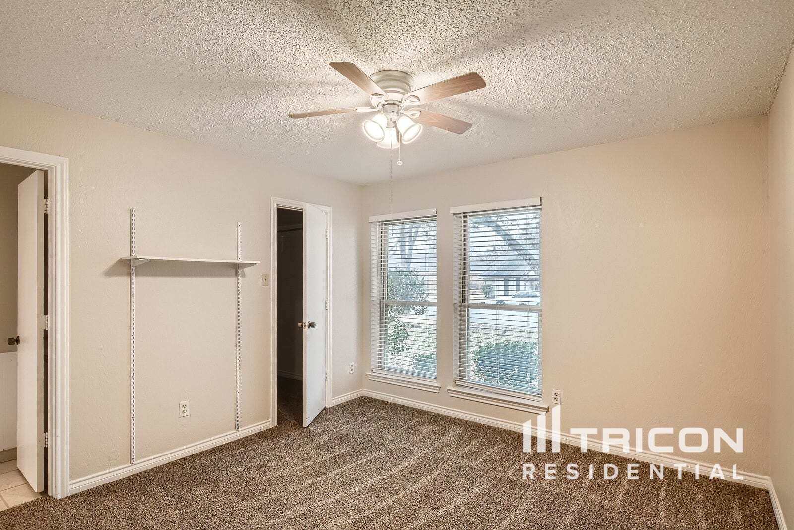 Building Photo - 1735 Plummer Dr