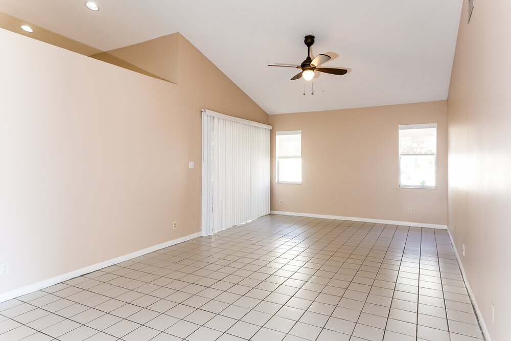 Building Photo - 18811 La Costa Ln