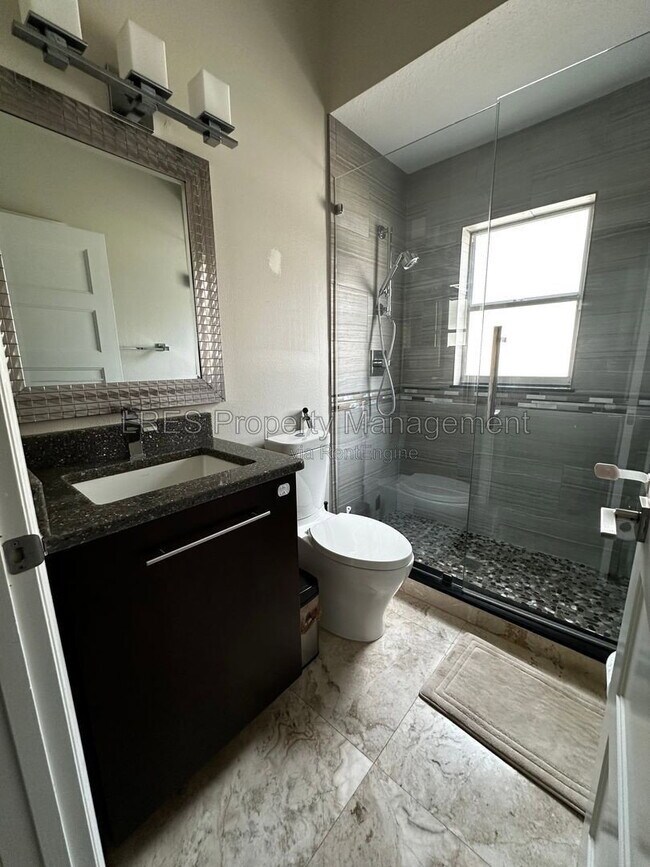 Building Photo - 1800 Bardmoor Hill Cir