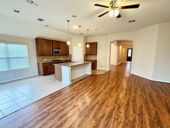 Building Photo - 26934 Churchill Gate Ln
