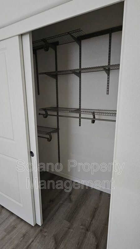 Building Photo - 1205 Niemann St