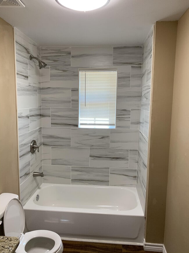 Building Photo - 10588 State Hwy 64