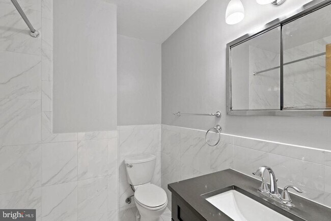 Building Photo - 6609 Bowie Dr