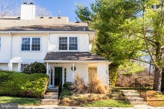 Building Photo - 111 Briarcliff Ct