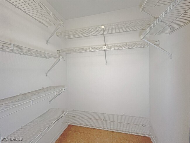 Building Photo - 10740 Regent Cir