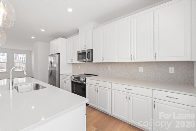 Building Photo - 3012 Rexton Ln