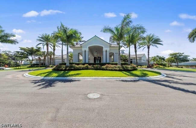 Building Photo - 10135 Colonial Country Club Blvd