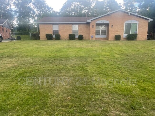 Primary Photo - 3615 Goldfinch Dr