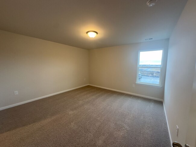 Building Photo - Custom Home in Bella Vita!
