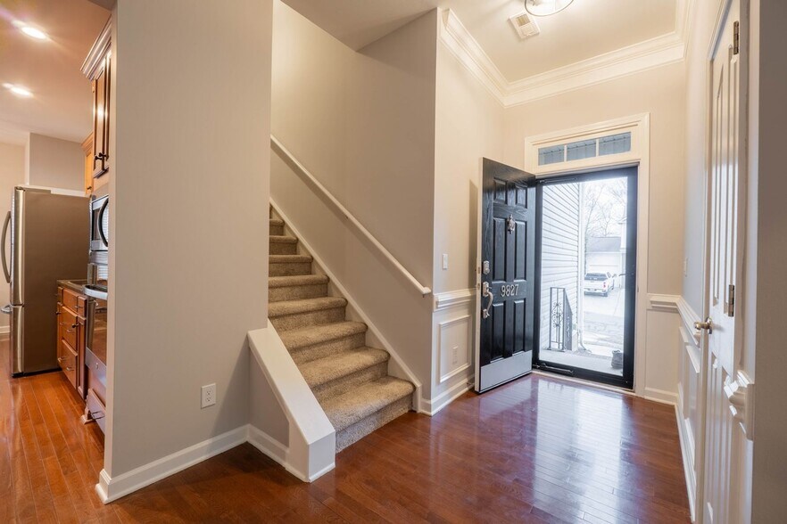 Building Photo - 9827 Shearwater Ave NW