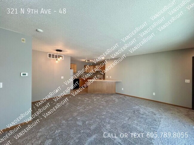 Building Photo - 321 9th Ave