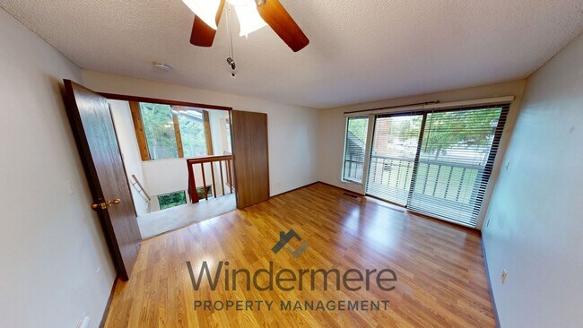 Building Photo - 601 Village Way