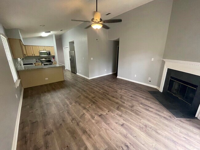 Building Photo - 5326 St Ives Ln