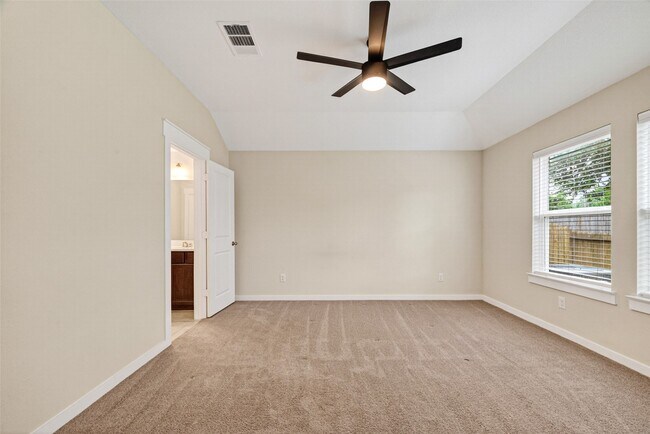 Building Photo - 252 Laura Leigh Ln