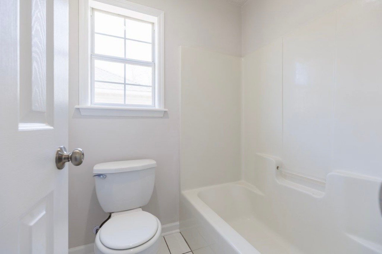 Building Photo - 4065 Chadwyck Dr