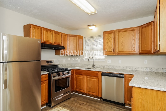 Building Photo - 1334 Colonial Trce NW