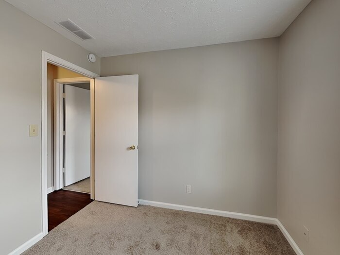 Building Photo - 3123 Skeeter Ct