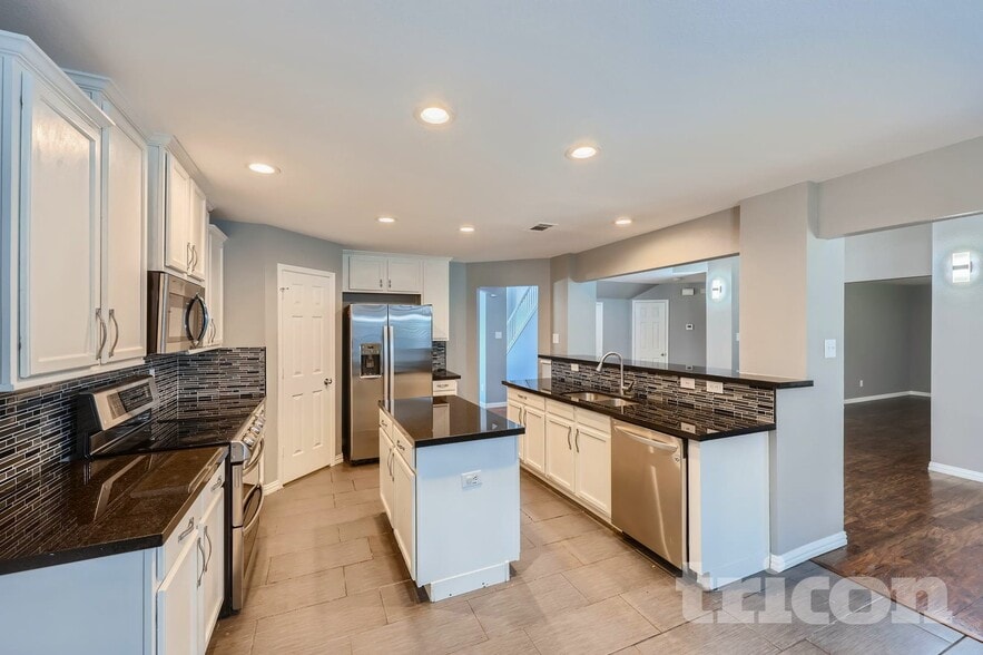 Building Photo - 513 Tripp Tr