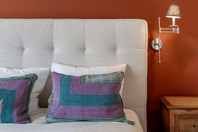 Building Photo - 21 Old Stone Hwy