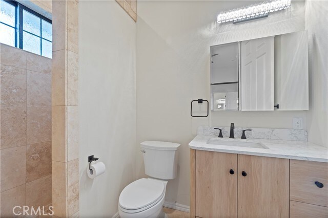 Building Photo - 37420 Leta Dr