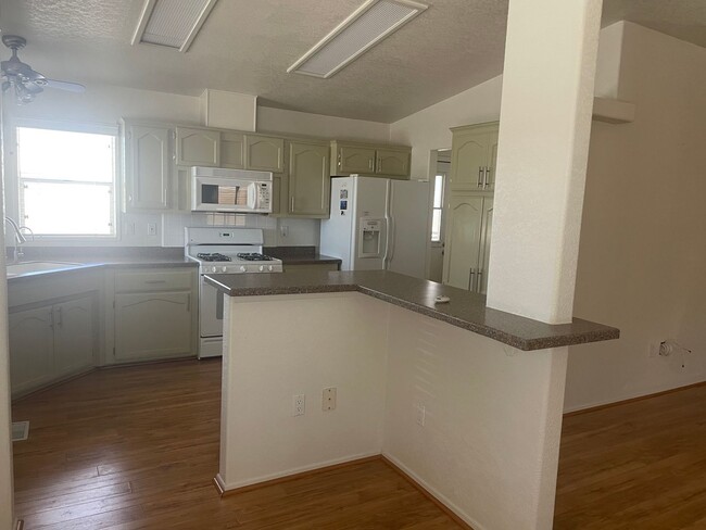 Building Photo - CITRUS VIEW/ 55+ Community 3 bedroom home available now.