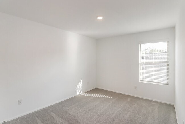 Building Photo - 1707 Fairlea Gin Path