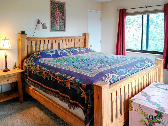 Building Photo - 5005 Sunbird Cliffs Dr